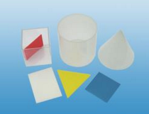 探索幾何形體（tǐ）展開操（cāo）作材料